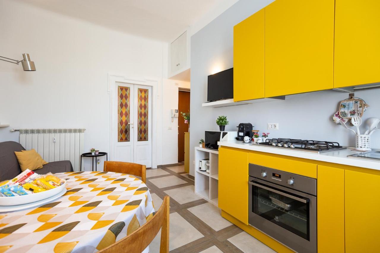 Appartamento Arbe, Zona Isola Milaan Buitenkant foto